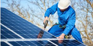 Installation Maintenance Panneaux Solaires Photovoltaïques à Chanterelle